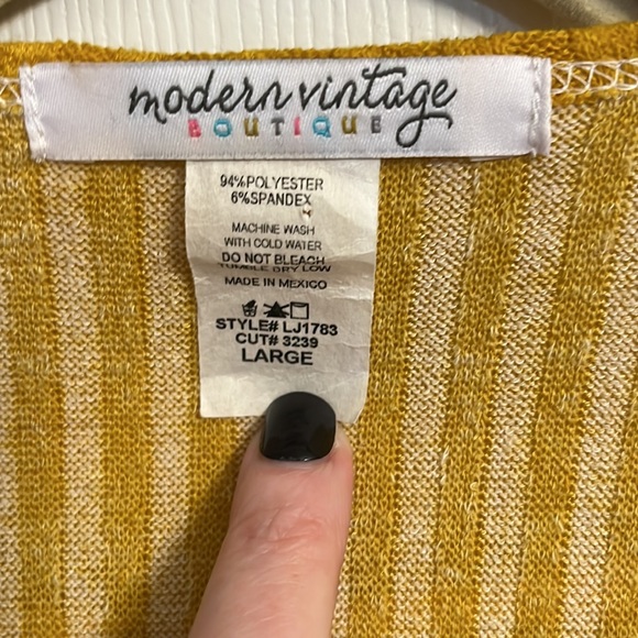 Modern Vintage Boutique colorful cardigan size L - Picture 2 of 4